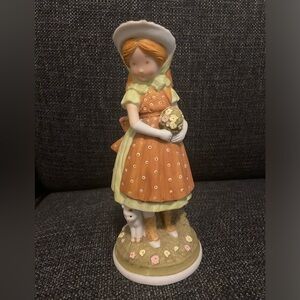 Holly Hobbie girl with flowers